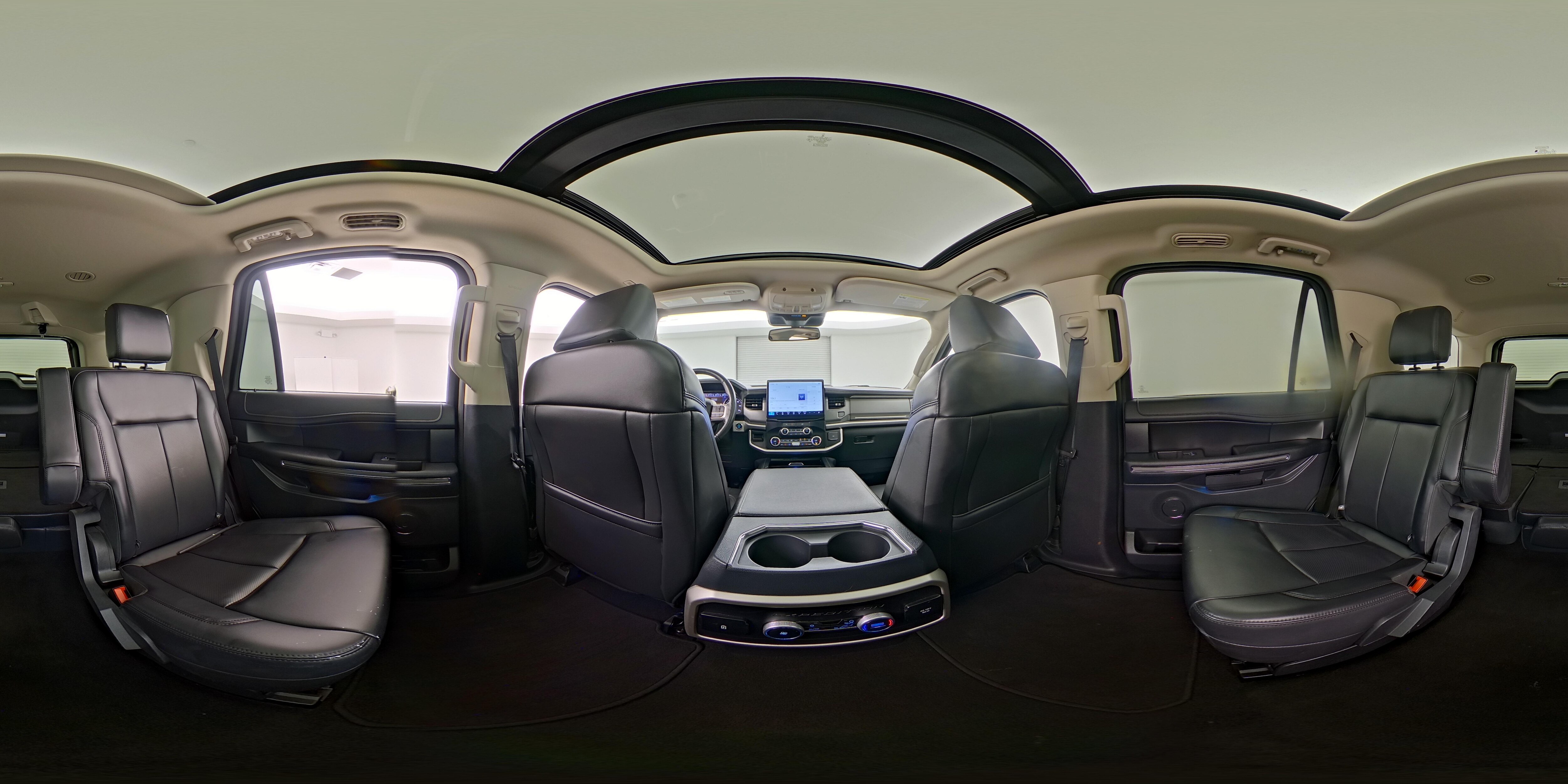 2024 Ford Expedition XLT - Photo 30