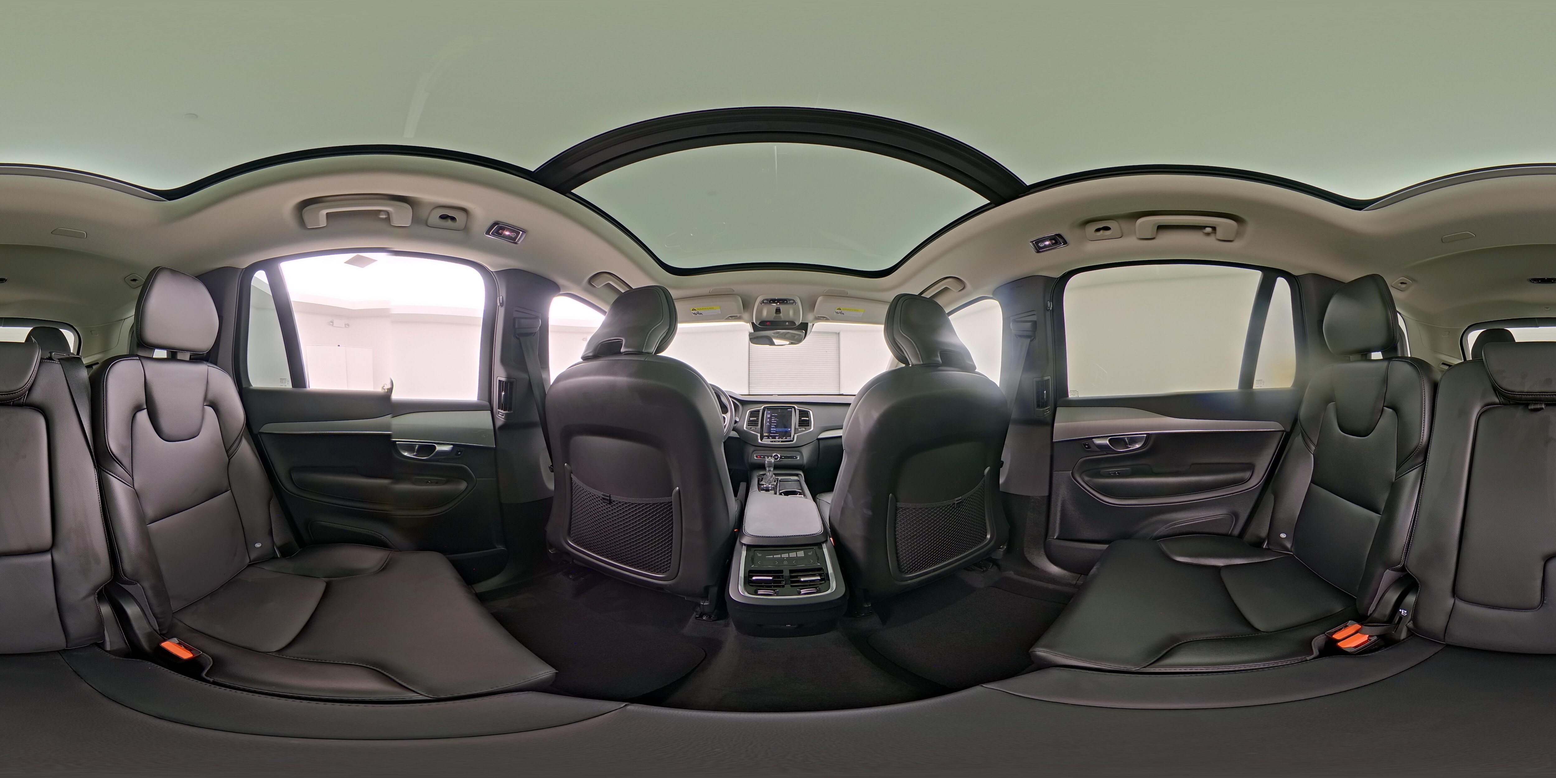 2022 Volvo XC90 Momentum - Photo 30