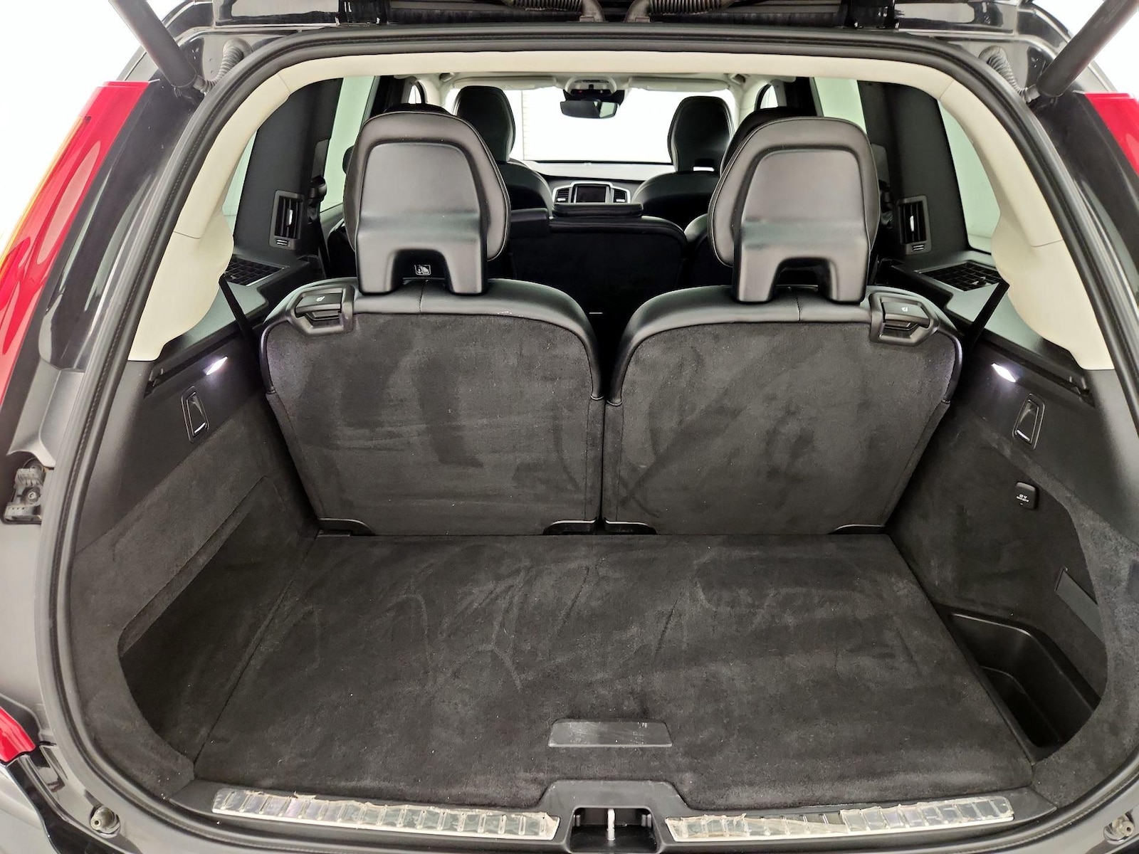 2022 Volvo XC90 Momentum - Photo 24