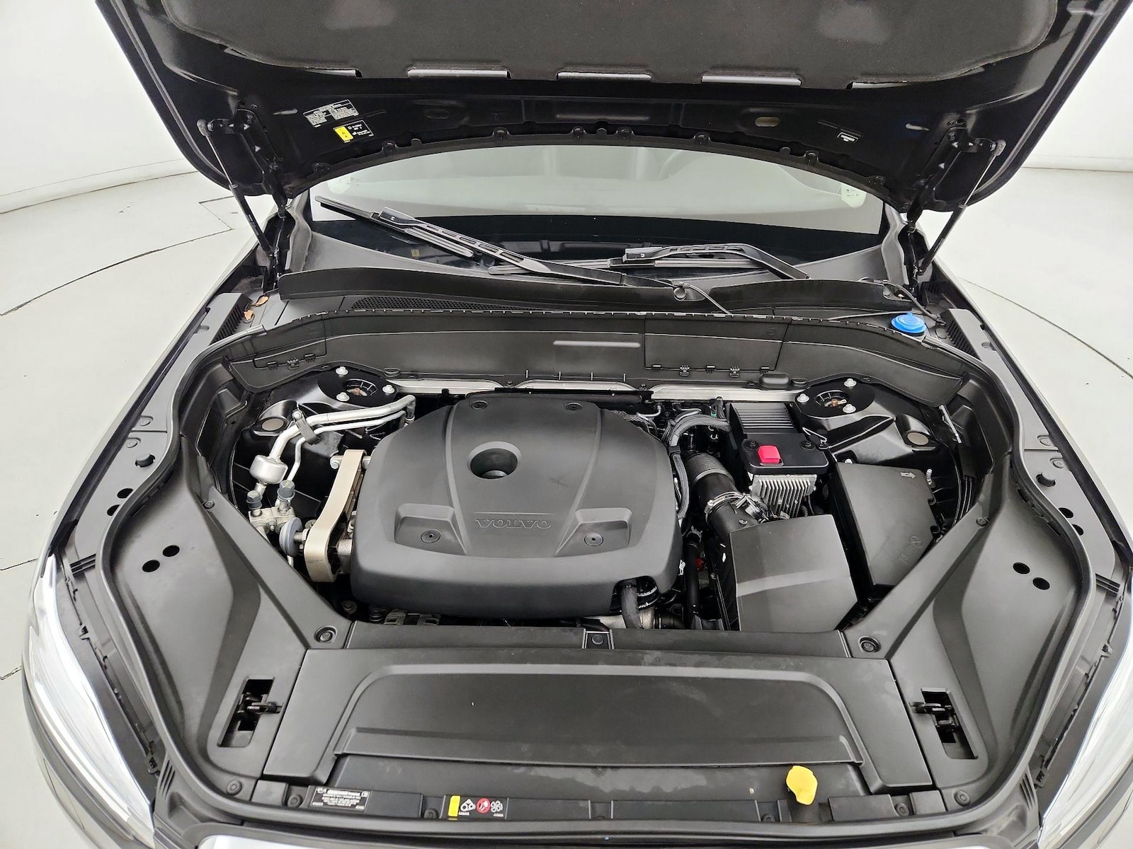 2022 Volvo XC90 Momentum - Photo 26