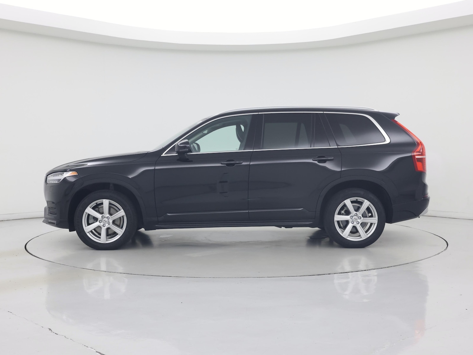 2022 Volvo XC90 Momentum - Photo 4