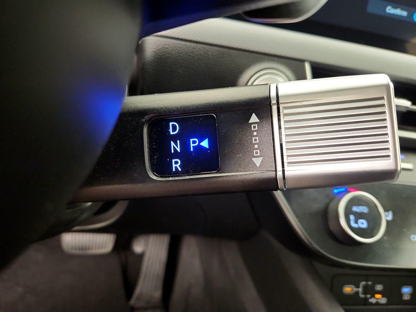 2025 Hyundai Sonata SEL - Photo 18