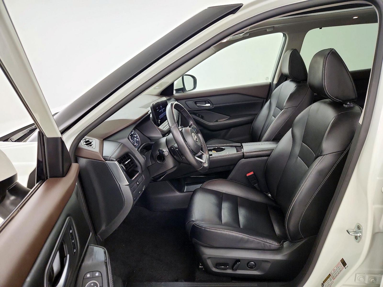 2023 Nissan Rogue SL - Photo 12
