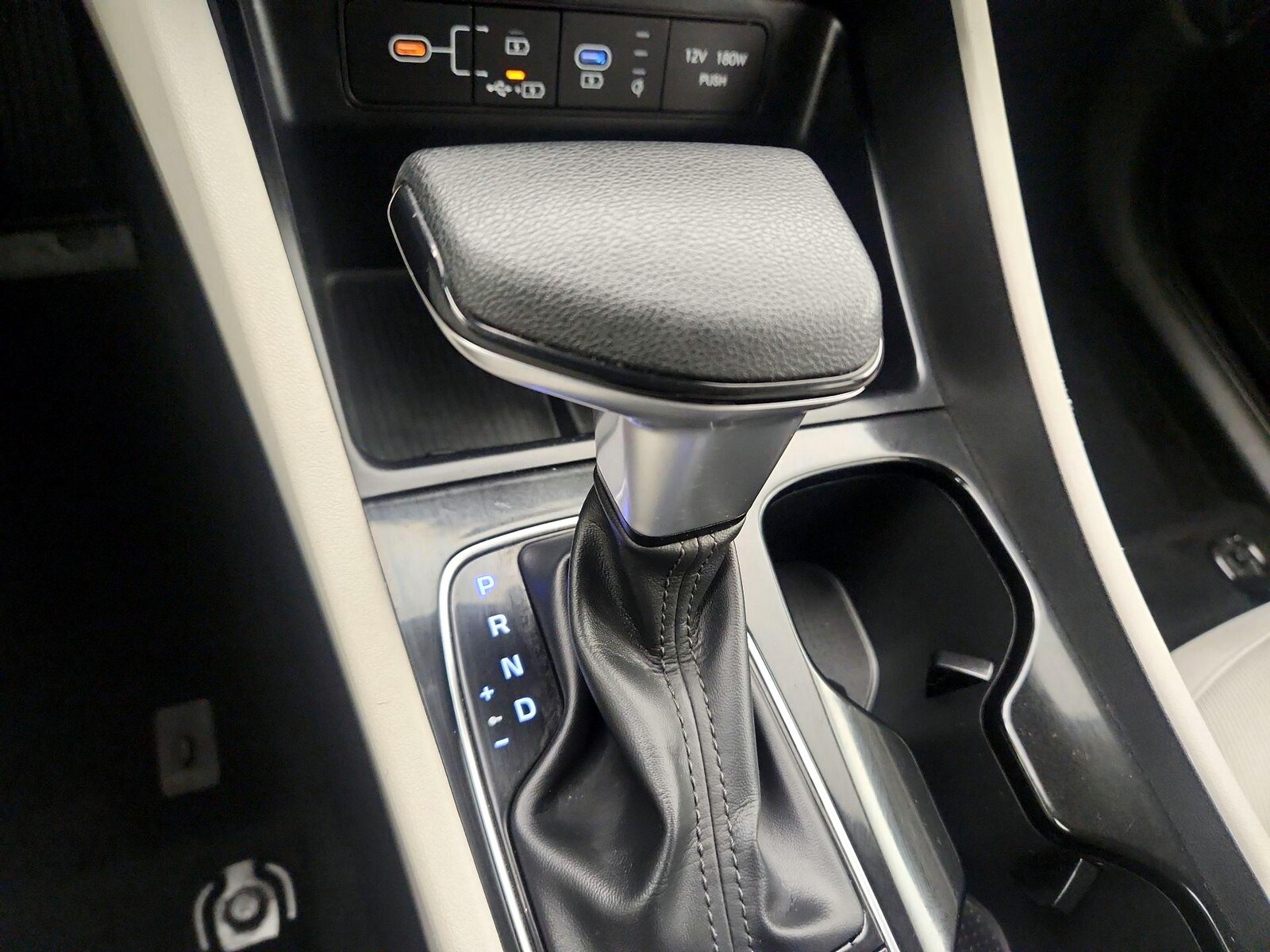 2025 Hyundai Tucson SEL - Photo 18