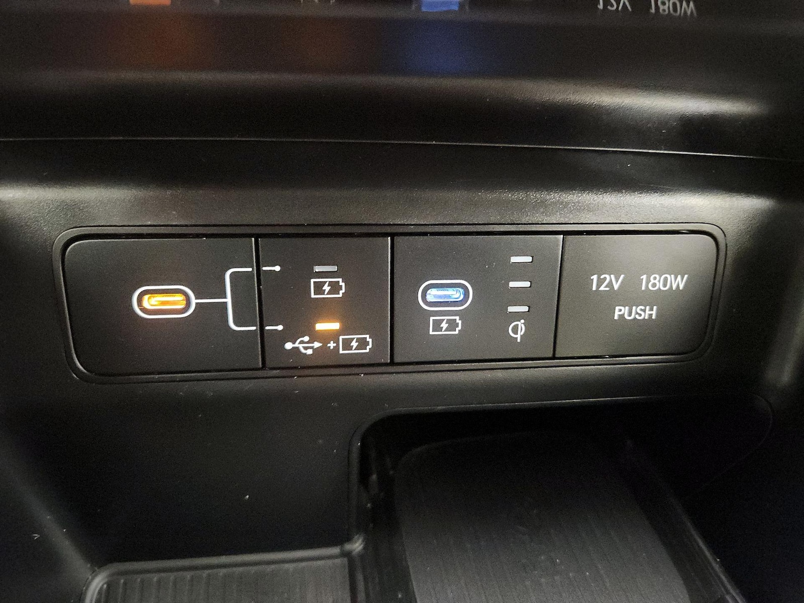 2025 Hyundai Tucson SEL - Photo 19