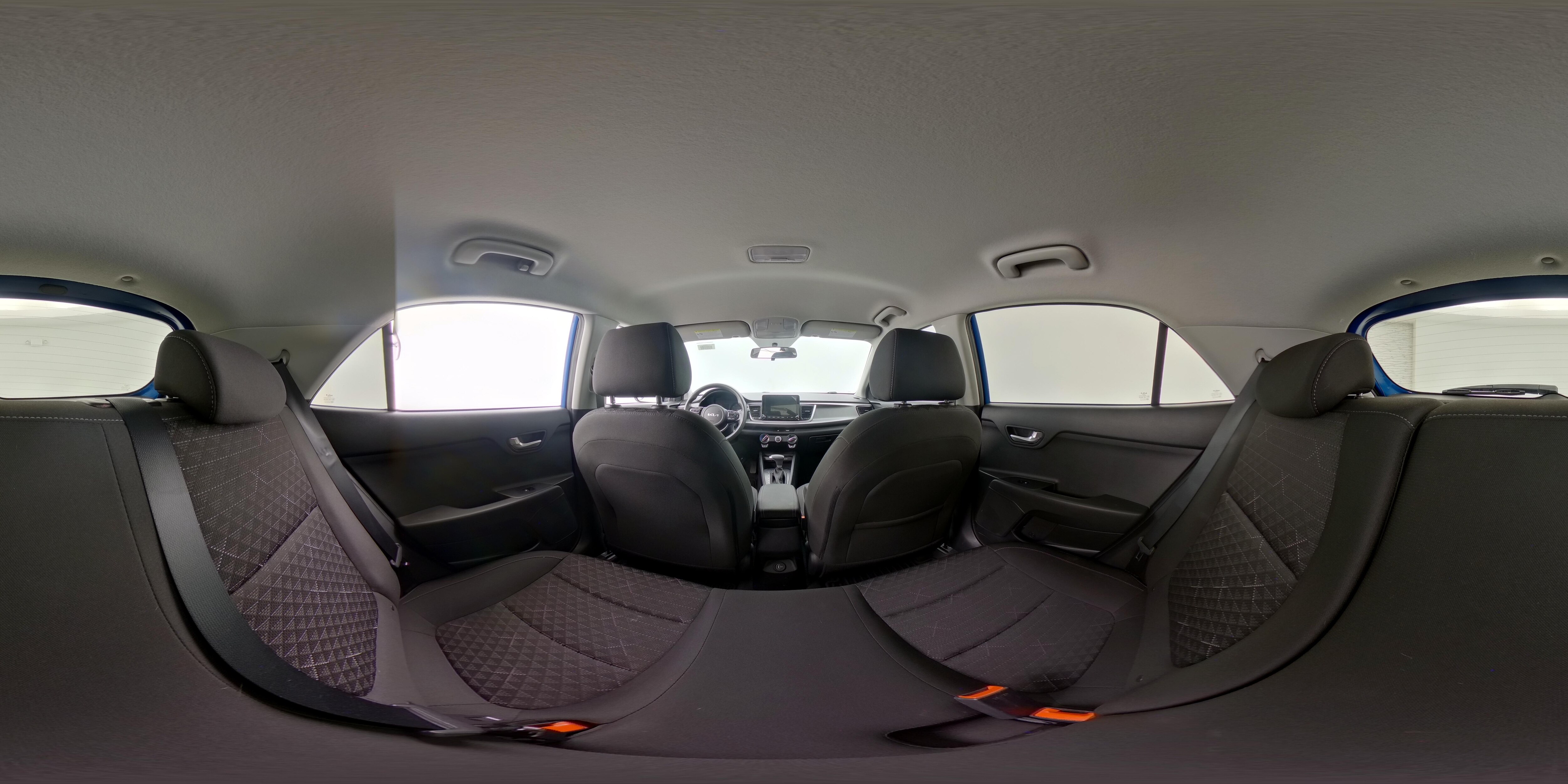 2022 Kia Rio 5-Door S - Photo 25