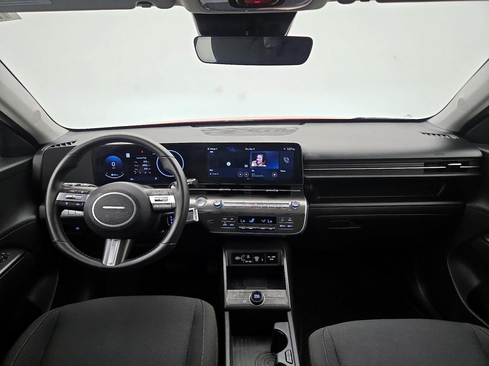 2025 Hyundai Kona SEL Convenience - Photo 10