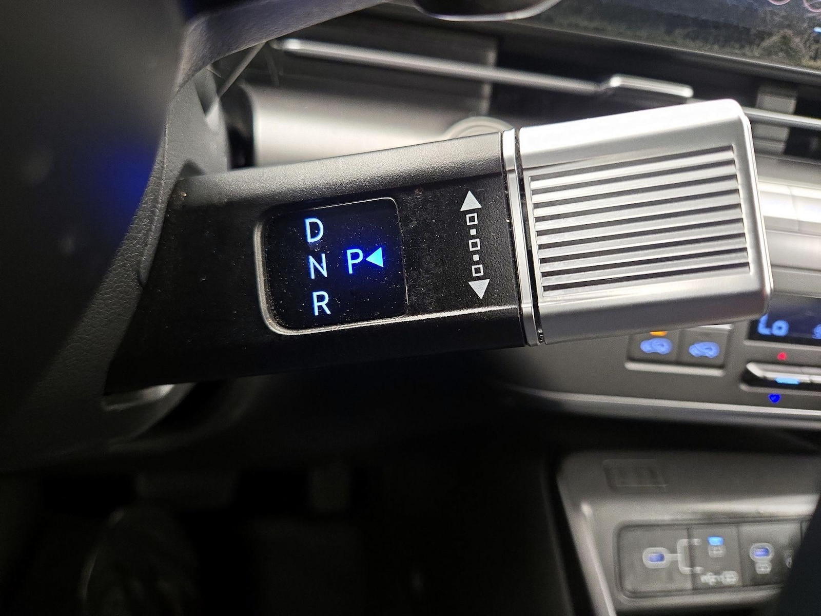 2025 Hyundai Kona SEL Convenience - Photo 19
