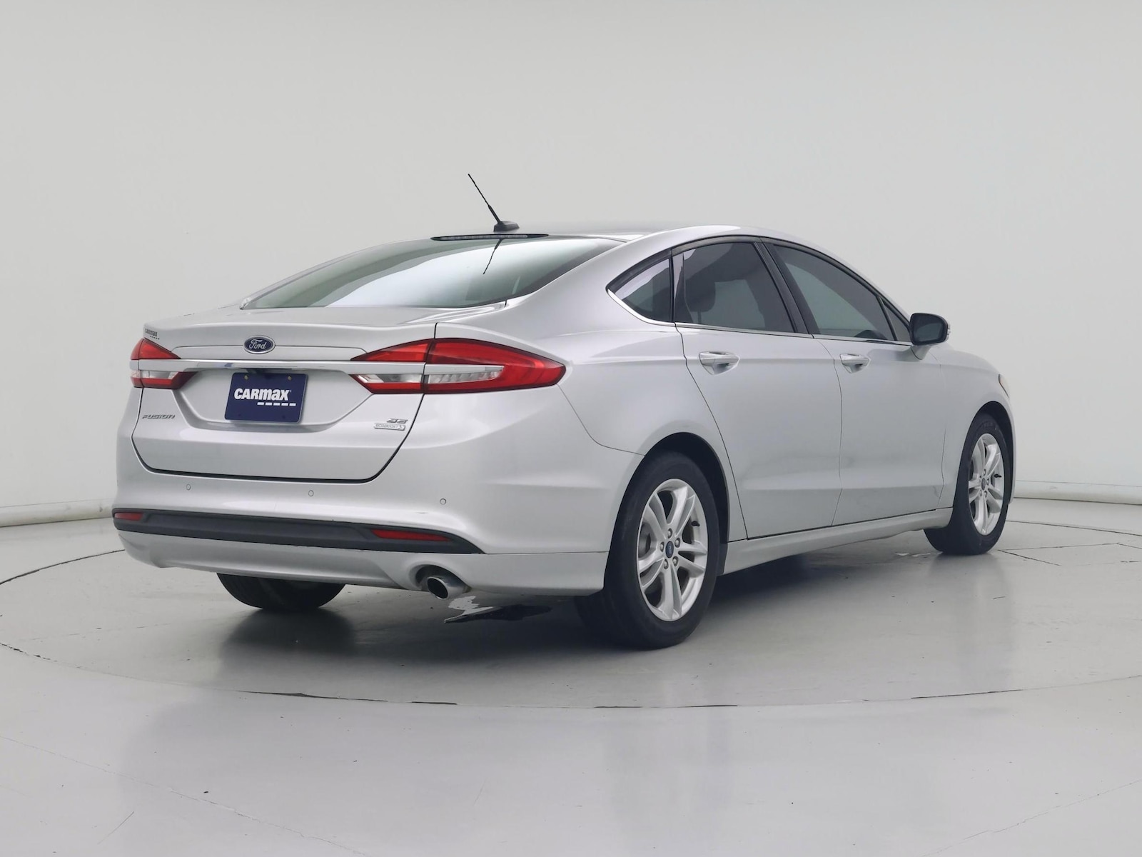 2018 Ford Fusion SE - Photo 9