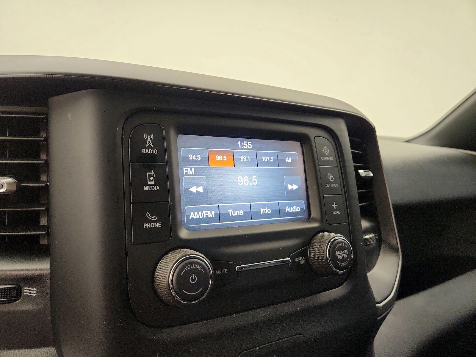 2023 RAM Ram 1500 Pickup Tradesman - Photo 16