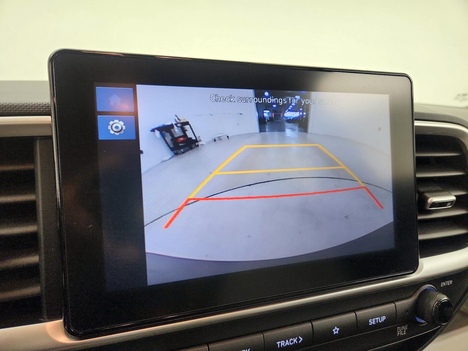 2024 Hyundai Venue SEL - Photo 15