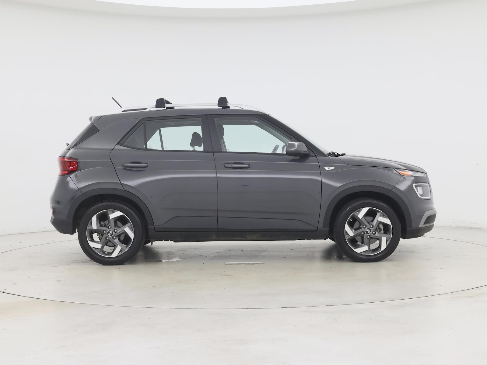 2024 Hyundai Venue SEL - Photo 8