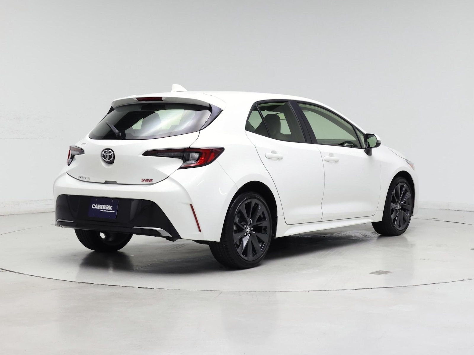 2025 Toyota Corolla Hatchback XSE - Photo 9