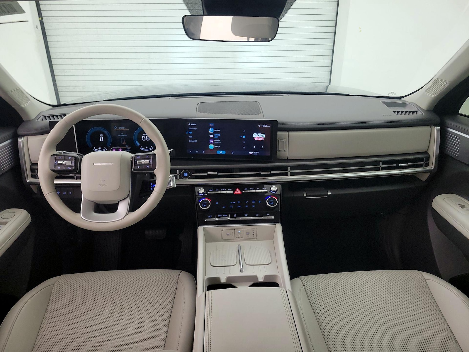 2025 Hyundai Santa Fe SEL - Photo 10