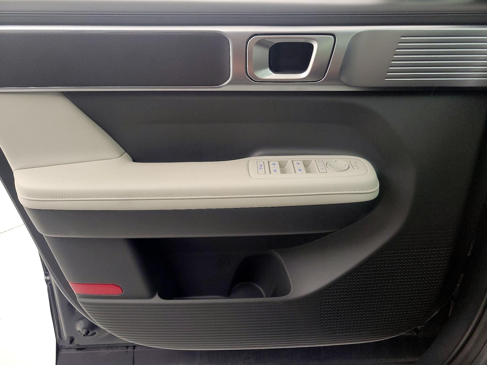 2025 Hyundai Santa Fe SEL - Photo 13
