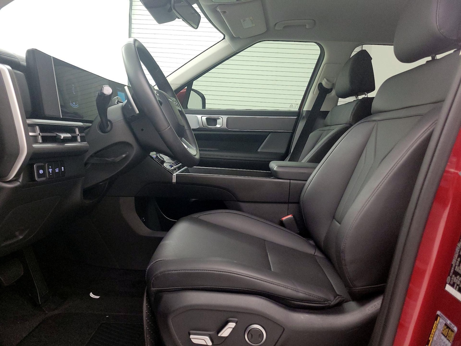 2025 Hyundai Santa Fe SEL - Photo 12
