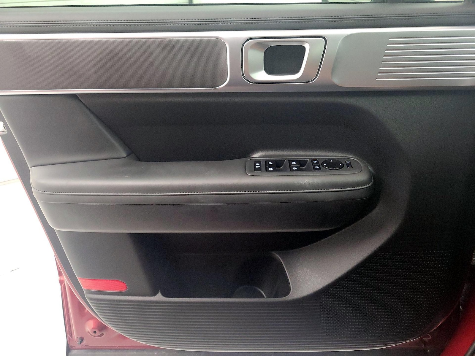 2025 Hyundai Santa Fe SEL - Photo 13
