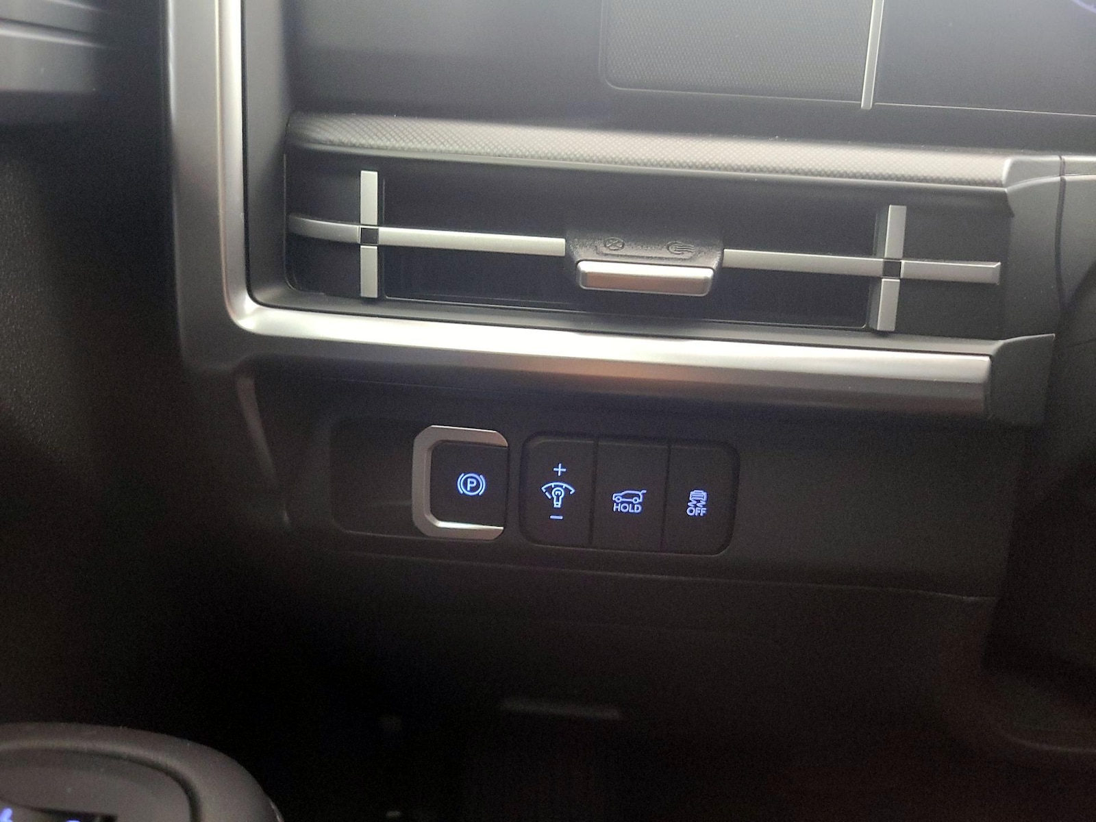 2025 Hyundai Santa Fe SEL - Photo 14