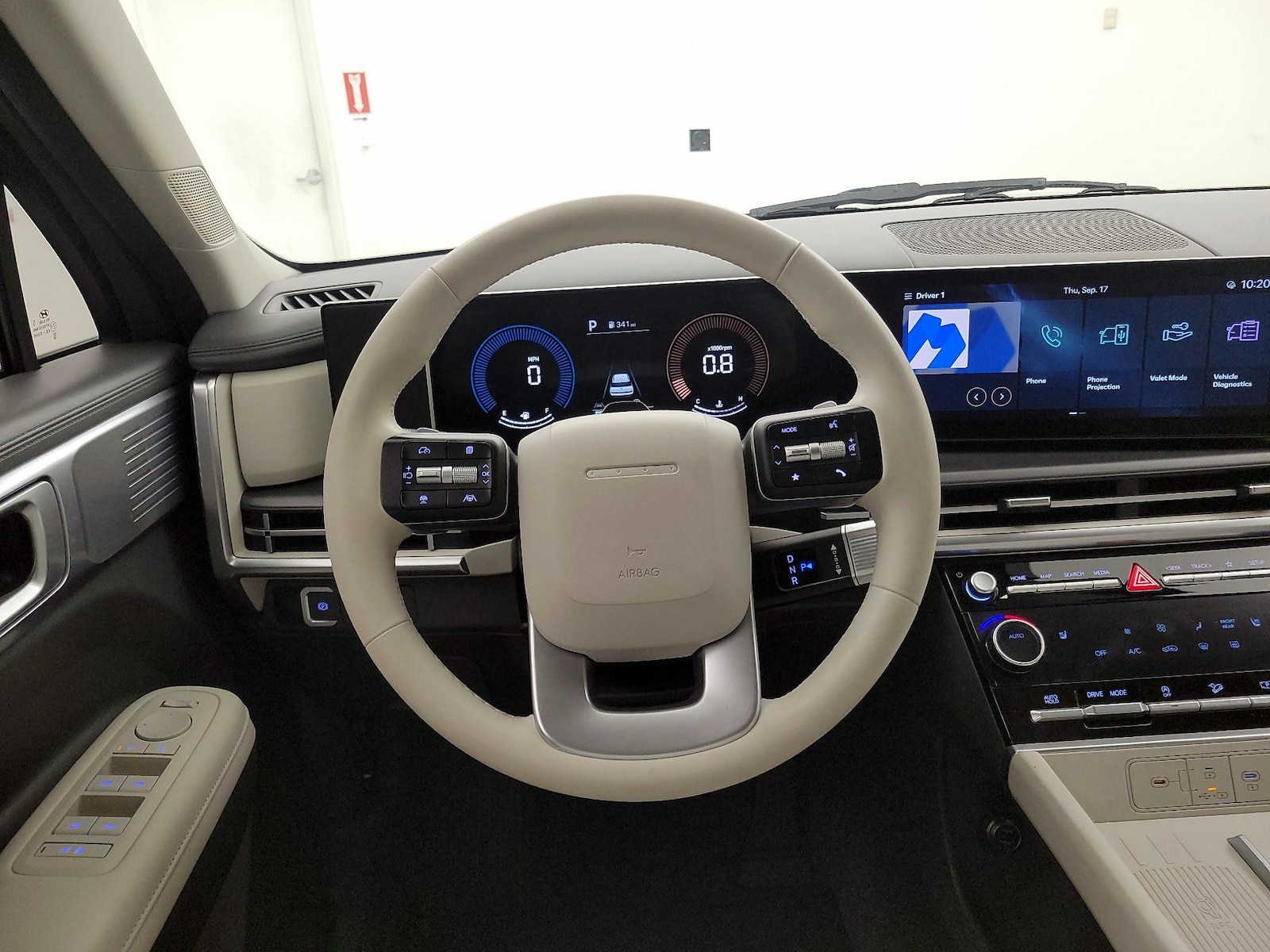 2025 Hyundai Santa Fe SEL - Photo 11