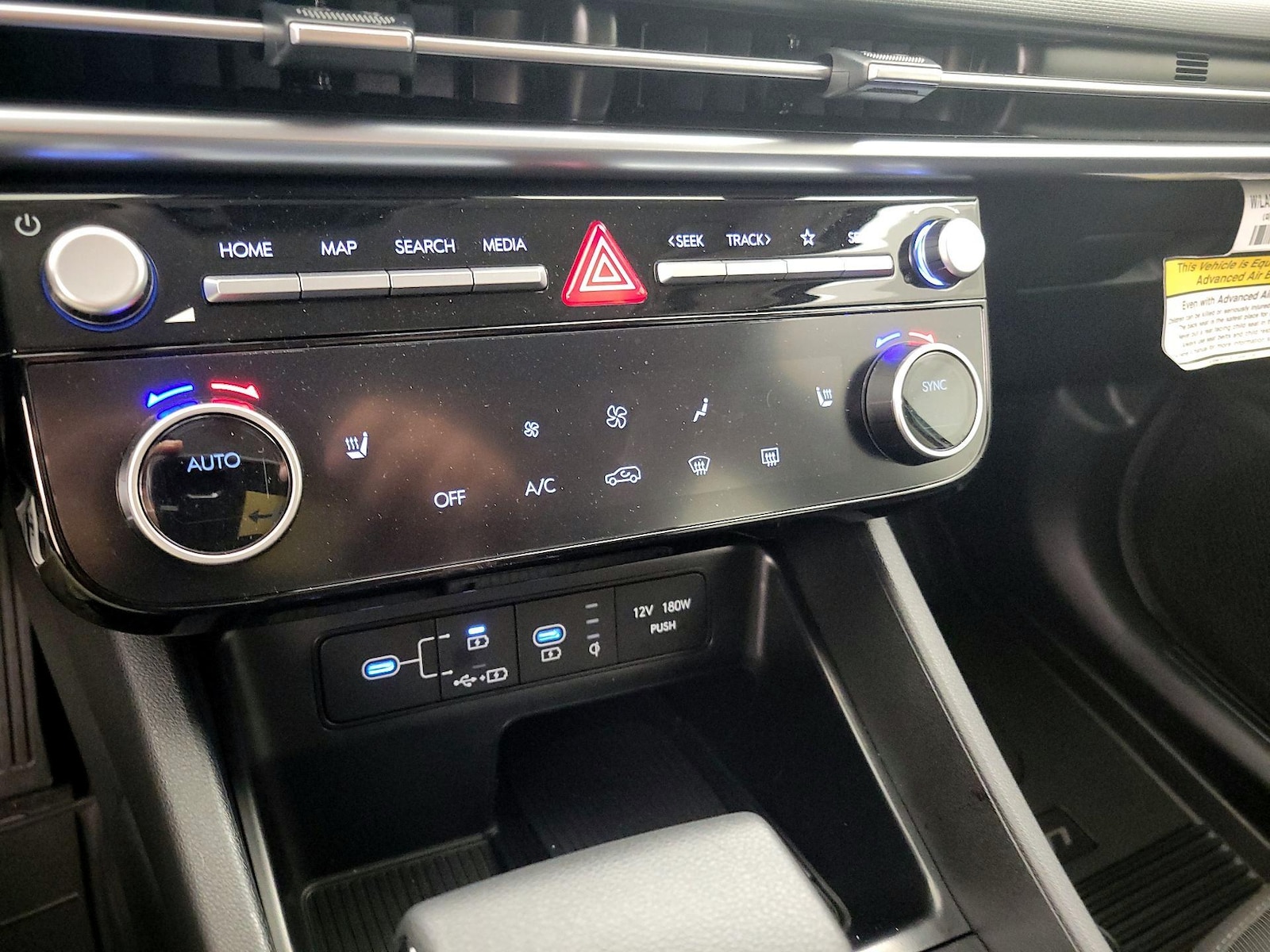 2025 Hyundai Tucson SEL - Photo 17