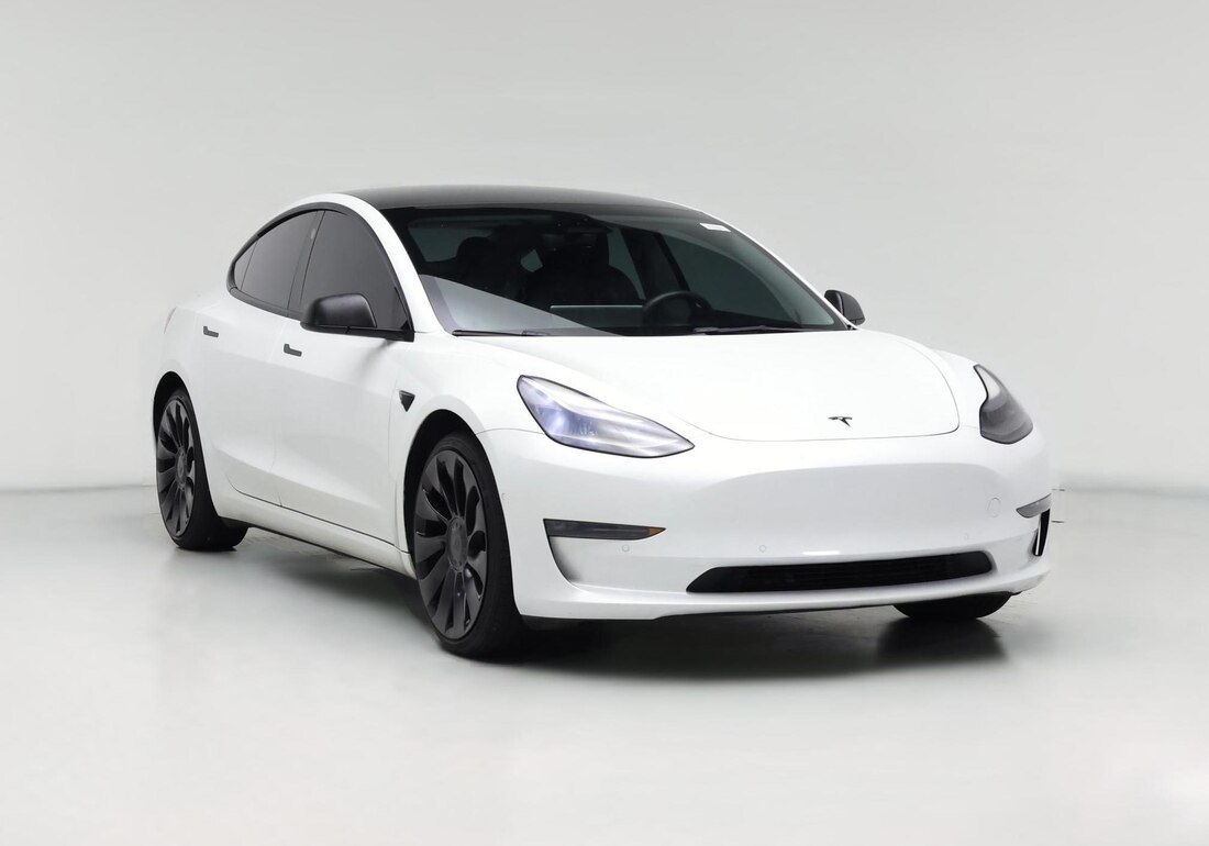 2022 Tesla Model 3 Performance in White — CarMax photo