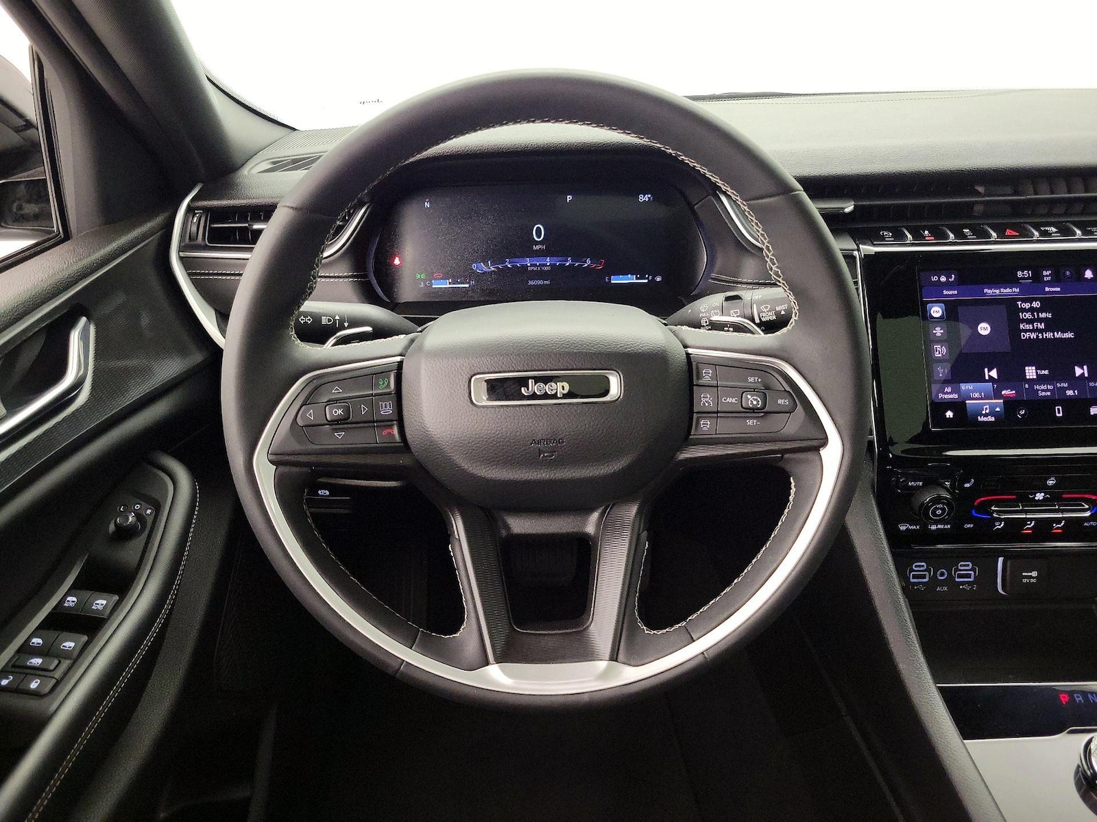2024 Jeep Grand Cherokee L Altitude - Photo 11