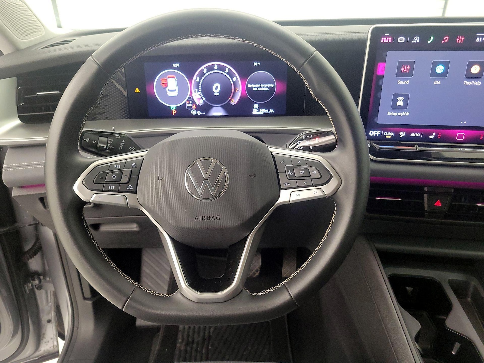 2026 Volkswagen Tiguan SE - Photo 11