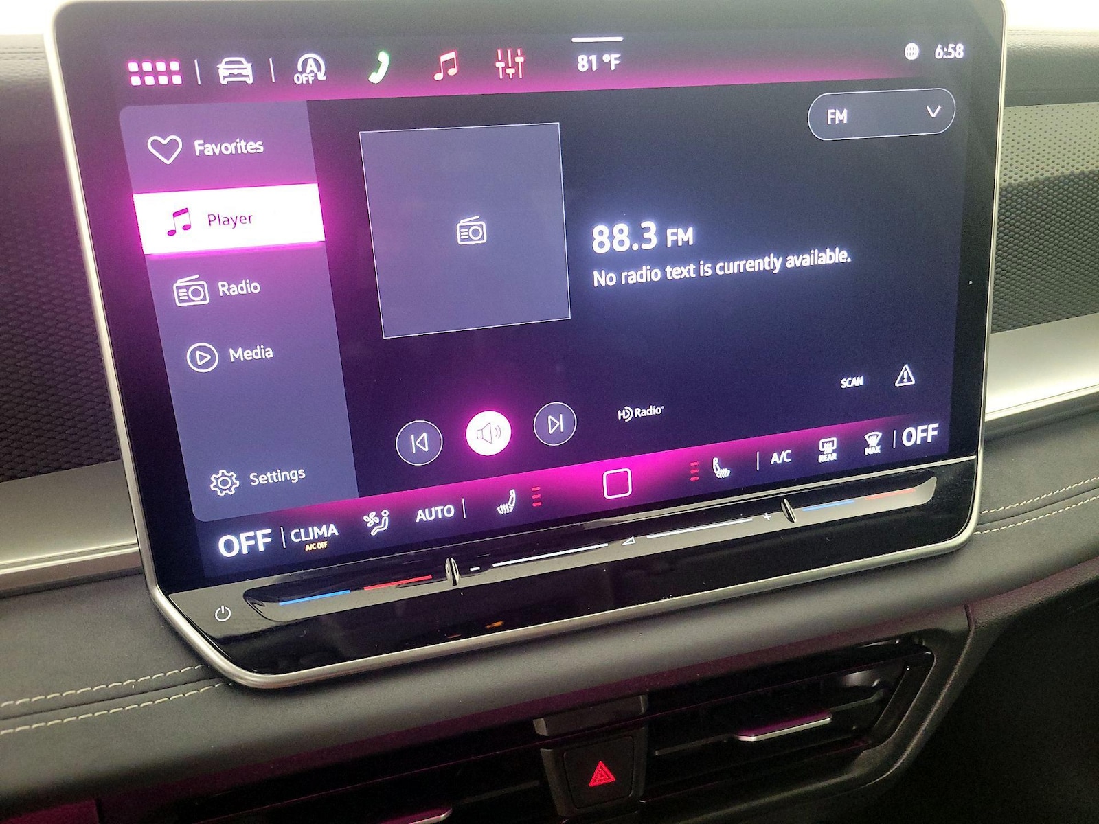 2026 Volkswagen Tiguan SE - Photo 16