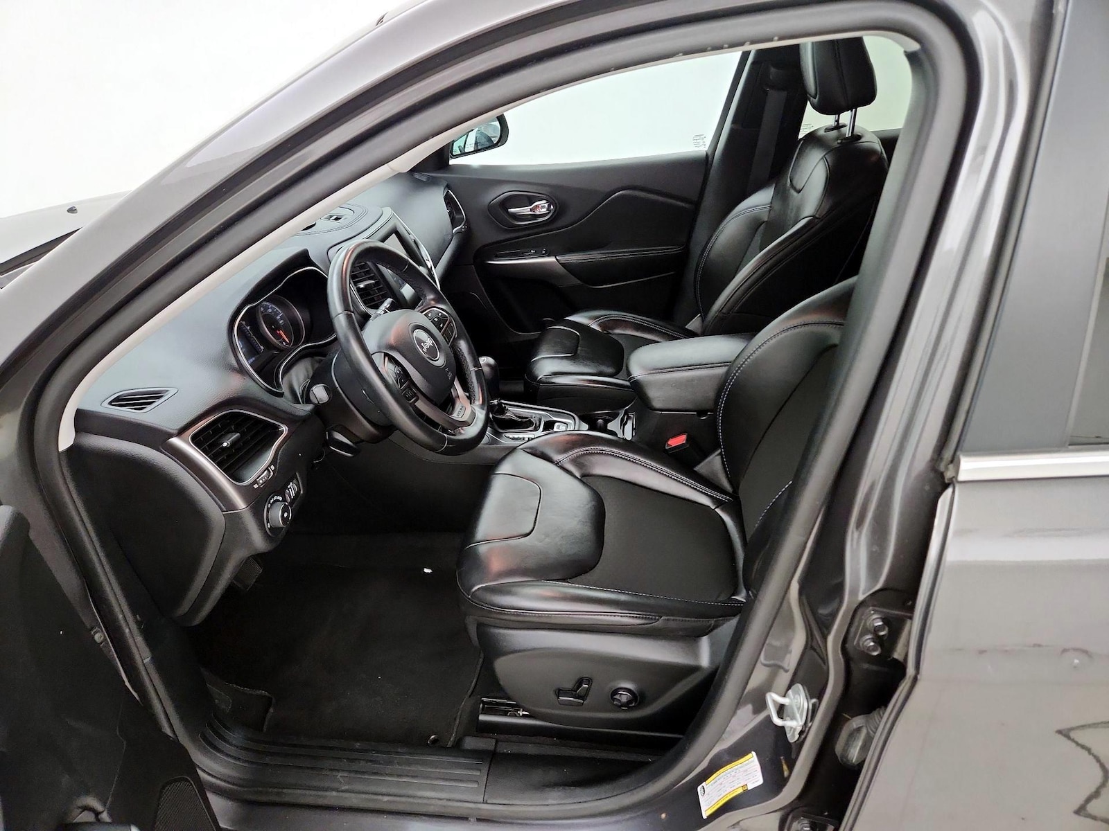 Power Seat(s) & Side Airbags