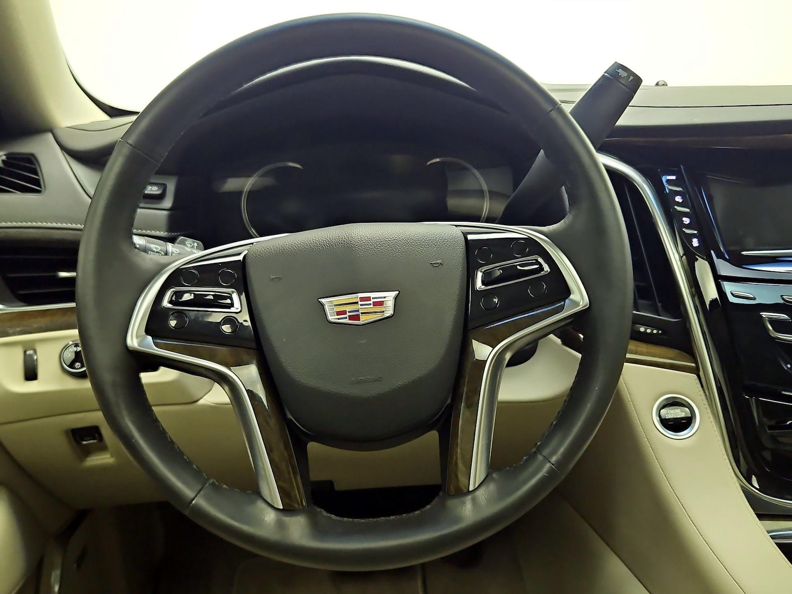 2018 Cadillac Escalade Premium Luxury - Photo 11