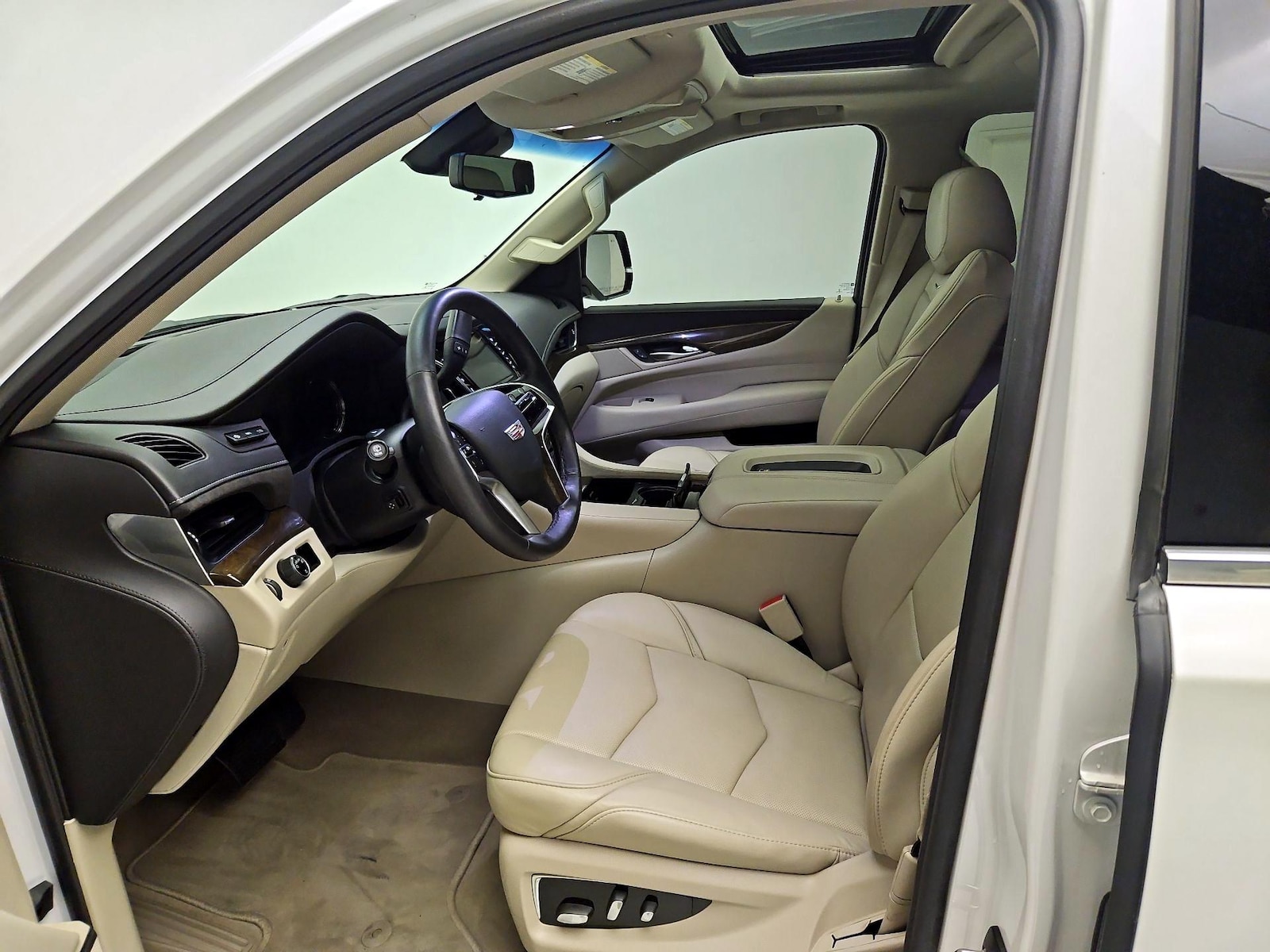 2018 Cadillac Escalade Premium Luxury - Photo 12