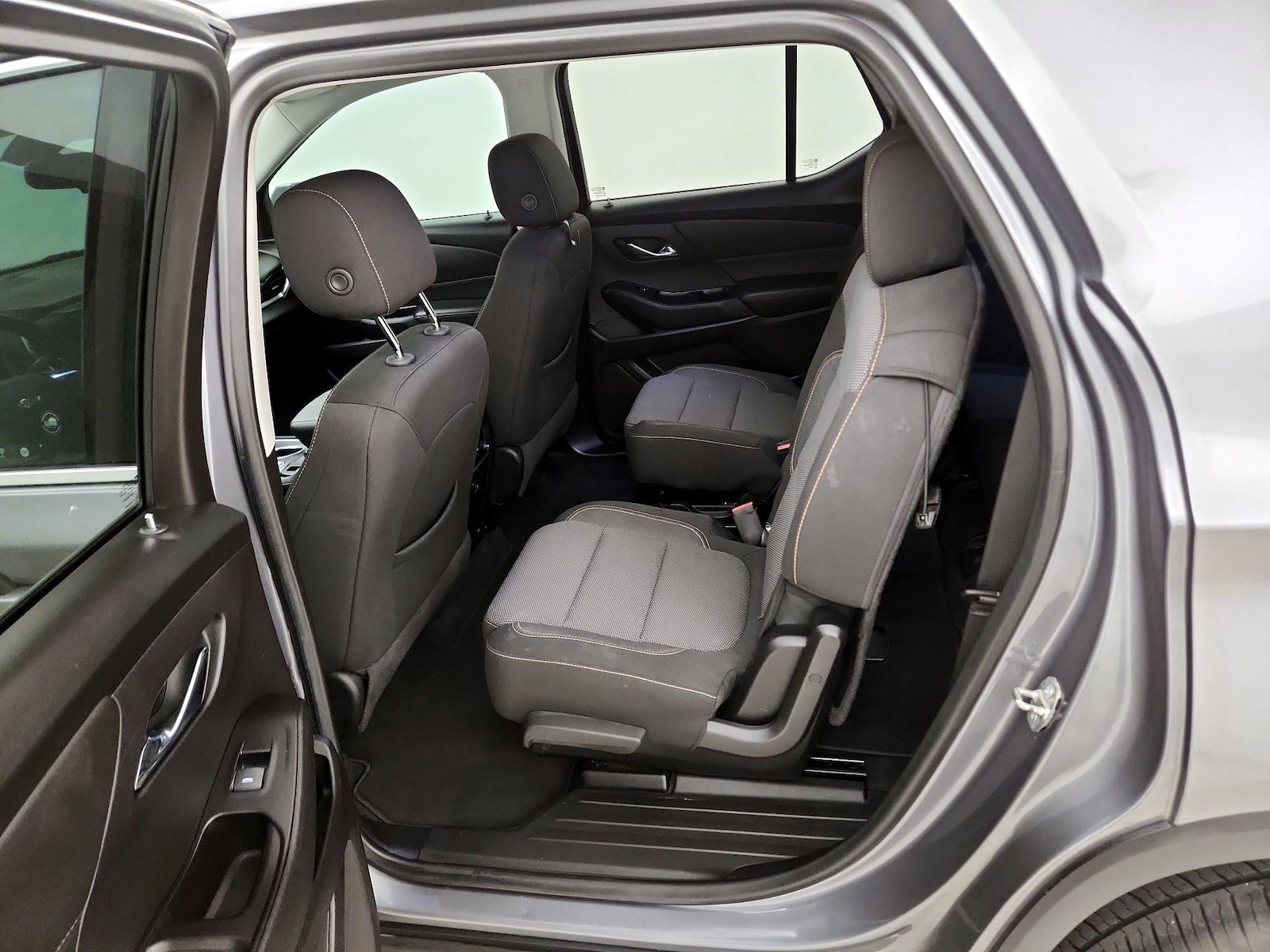 2019 Chevrolet Traverse 1LT - Photo 20