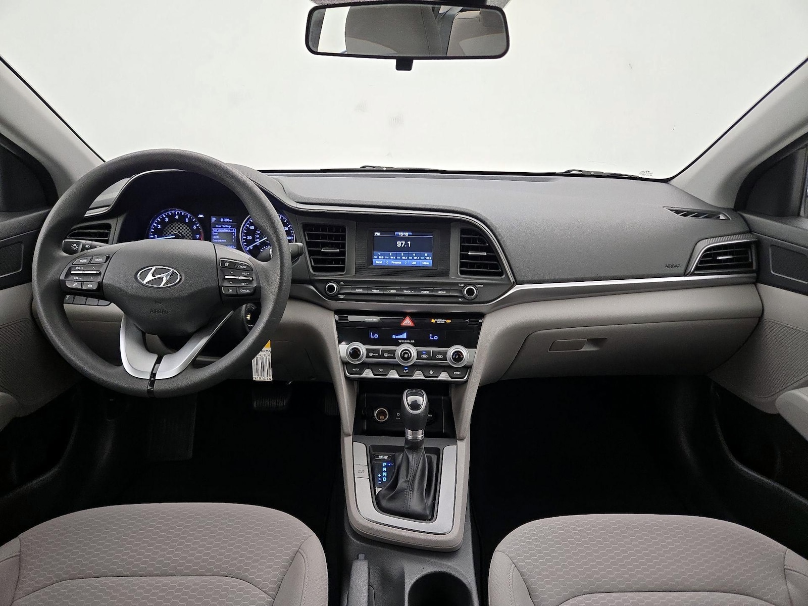 2020 Hyundai Elantra SE - Photo 10