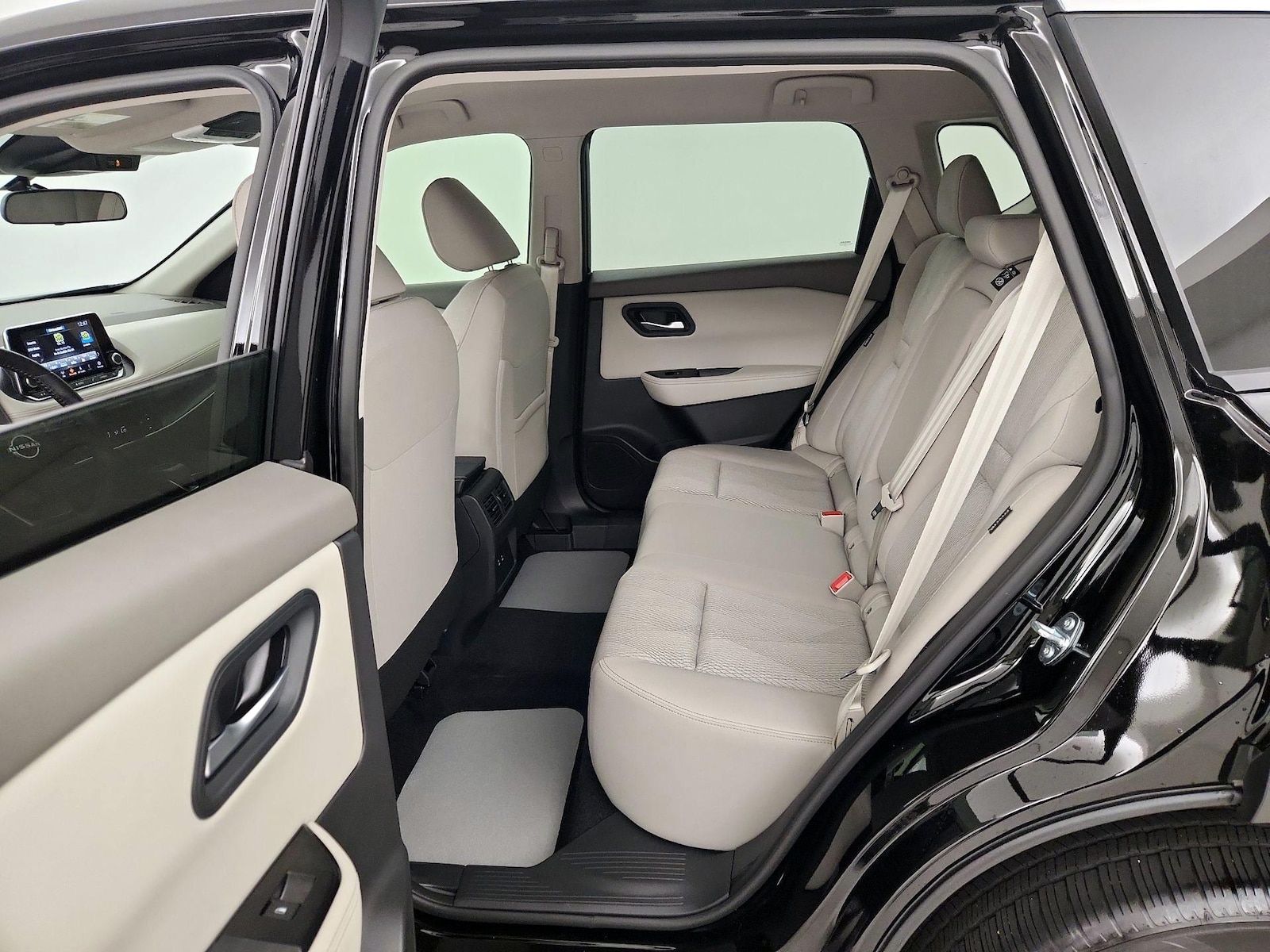 2025 Nissan Rogue SV - Photo 20