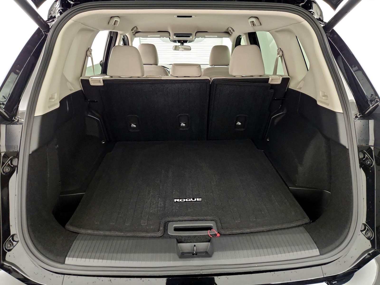2025 Nissan Rogue SV - Photo 21