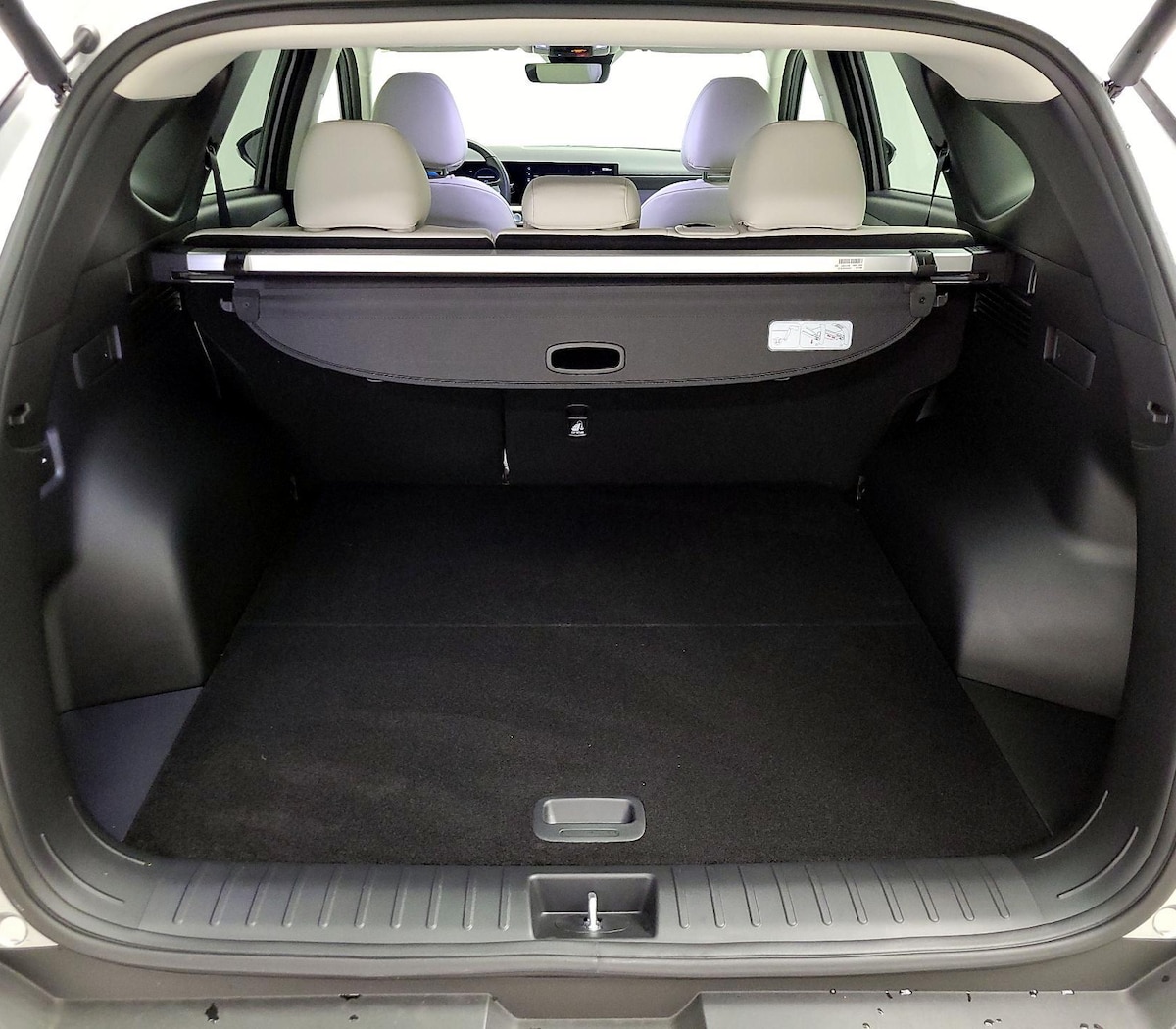 Trunk/Cargo (Seats Up)