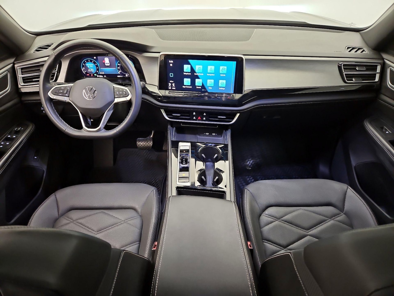 Apple CarPlay® & Android Auto™