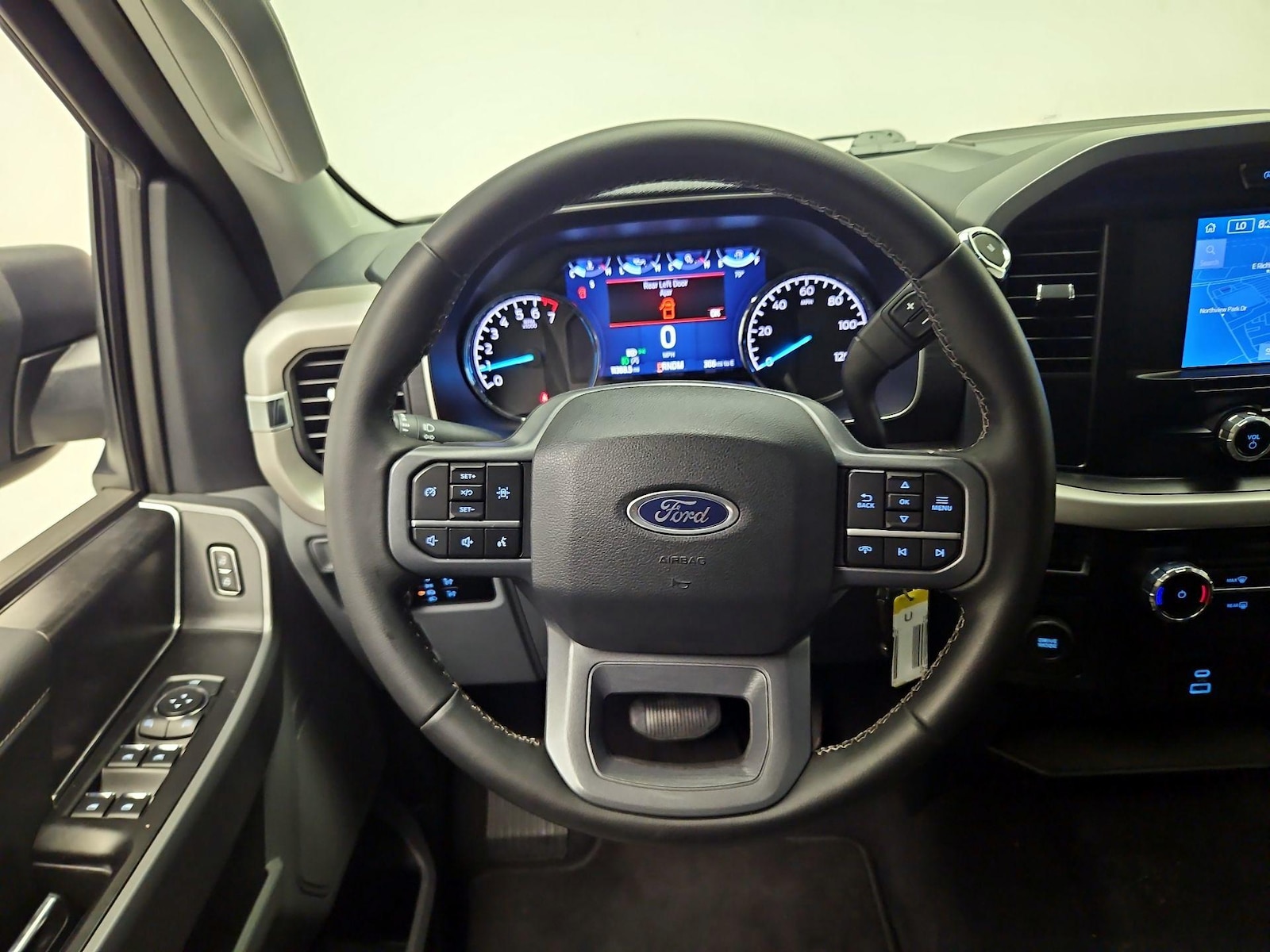 2023 Ford F-150 XLT - Photo 11