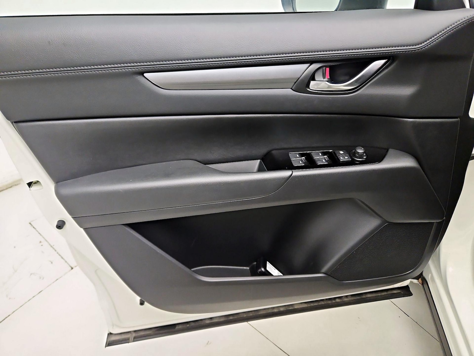 2025 Mazda CX-5 S Preferred package - Photo 13