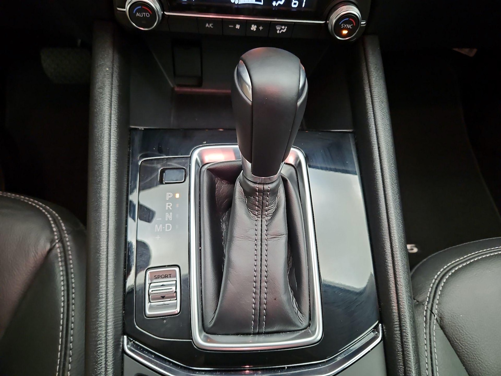 2025 Mazda CX-5 S Preferred package - Photo 18