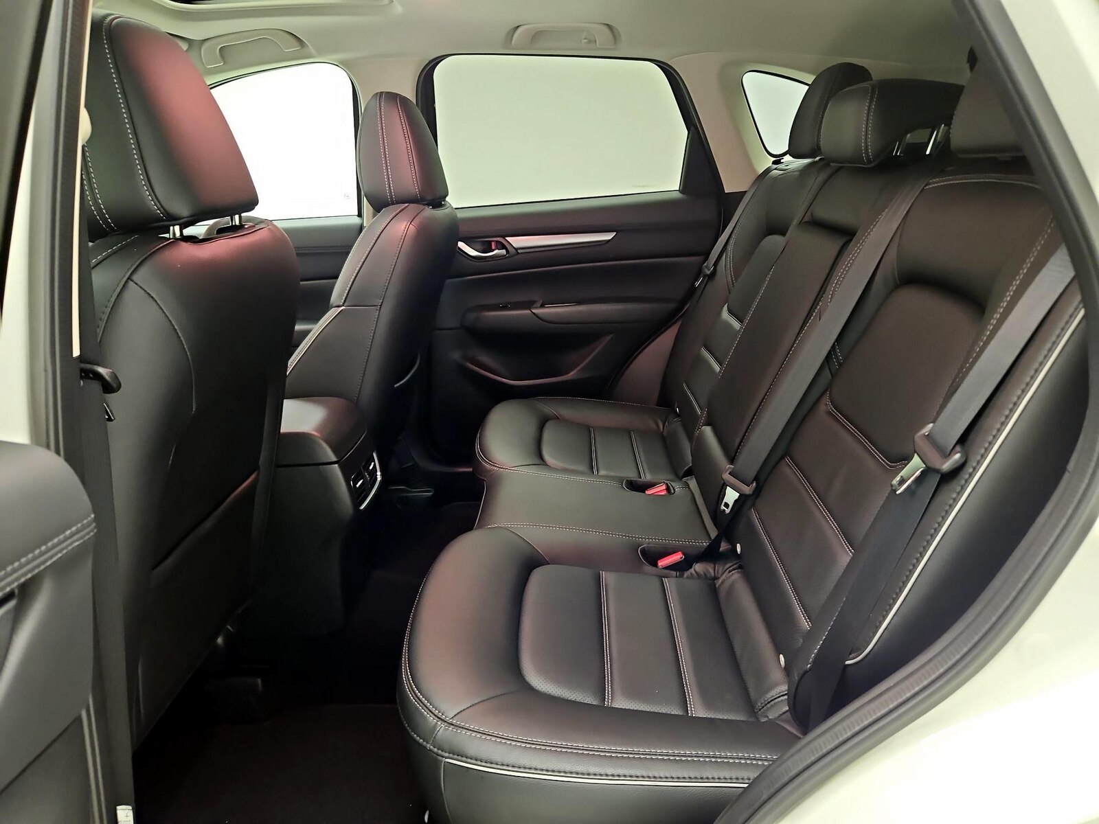 2025 Mazda CX-5 S Preferred package - Photo 21