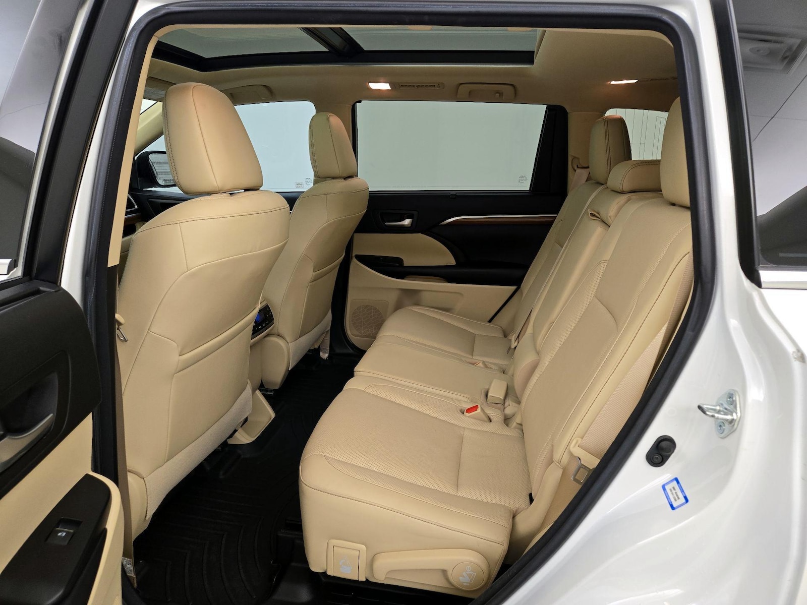 Rear Air Conditioning