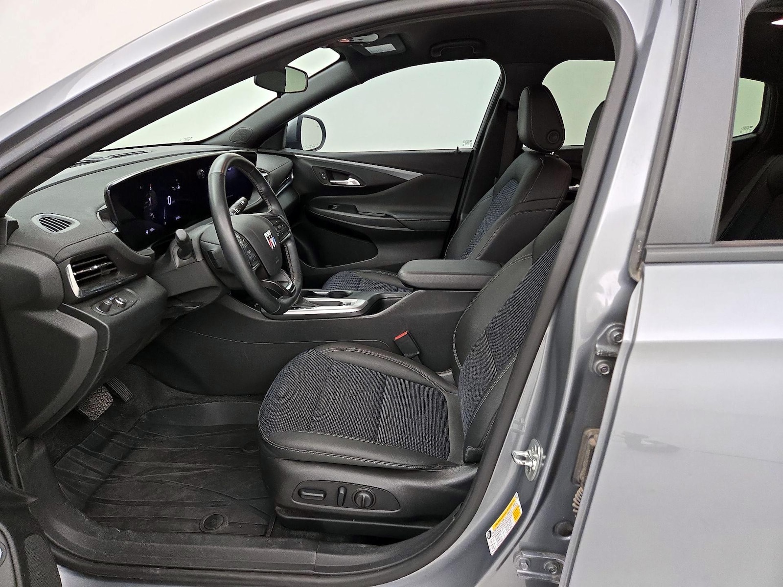 2025 Buick Envista Preferred - Photo 12