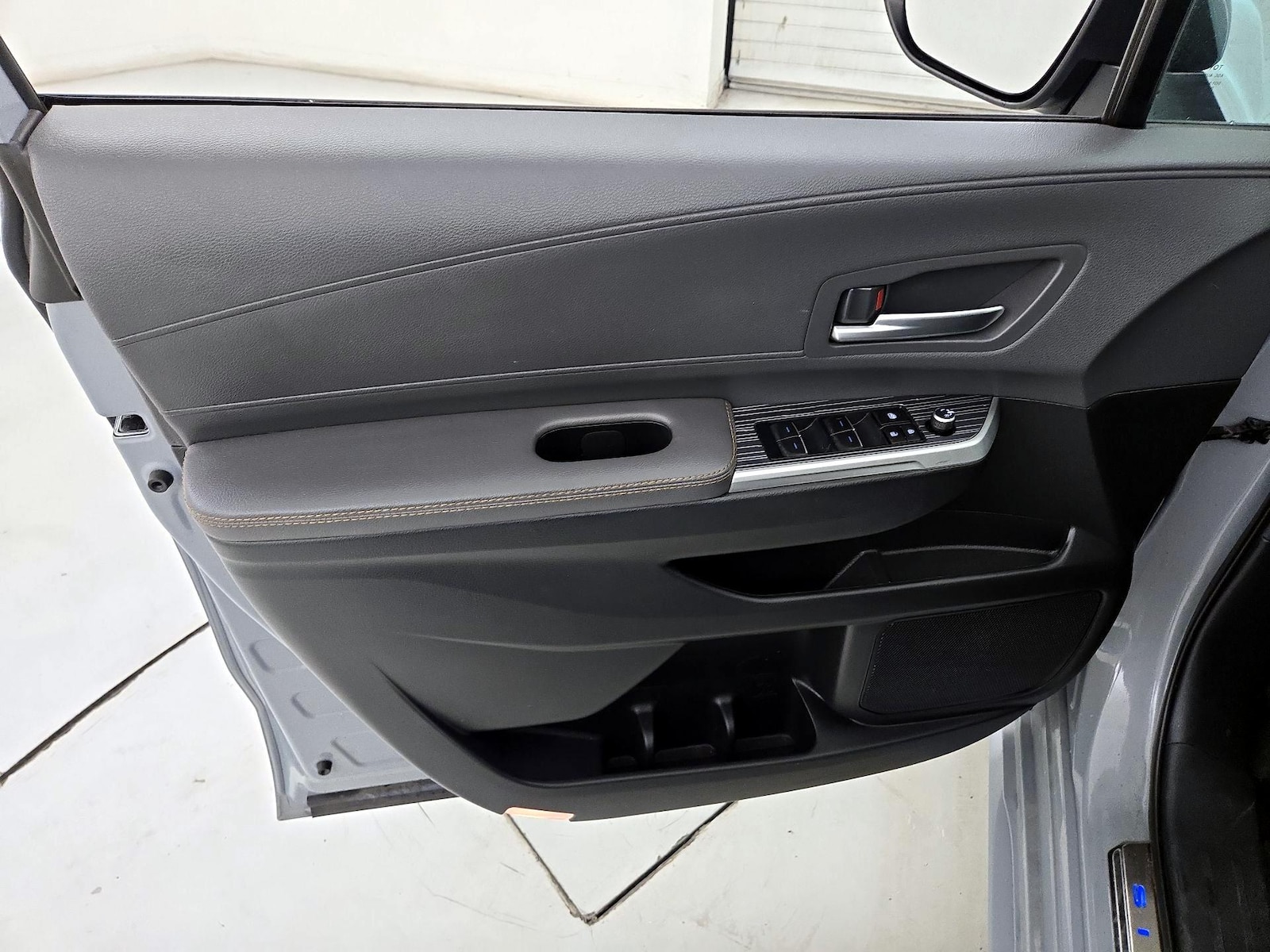 2024 Toyota Sienna Woodland Edition - Photo 13
