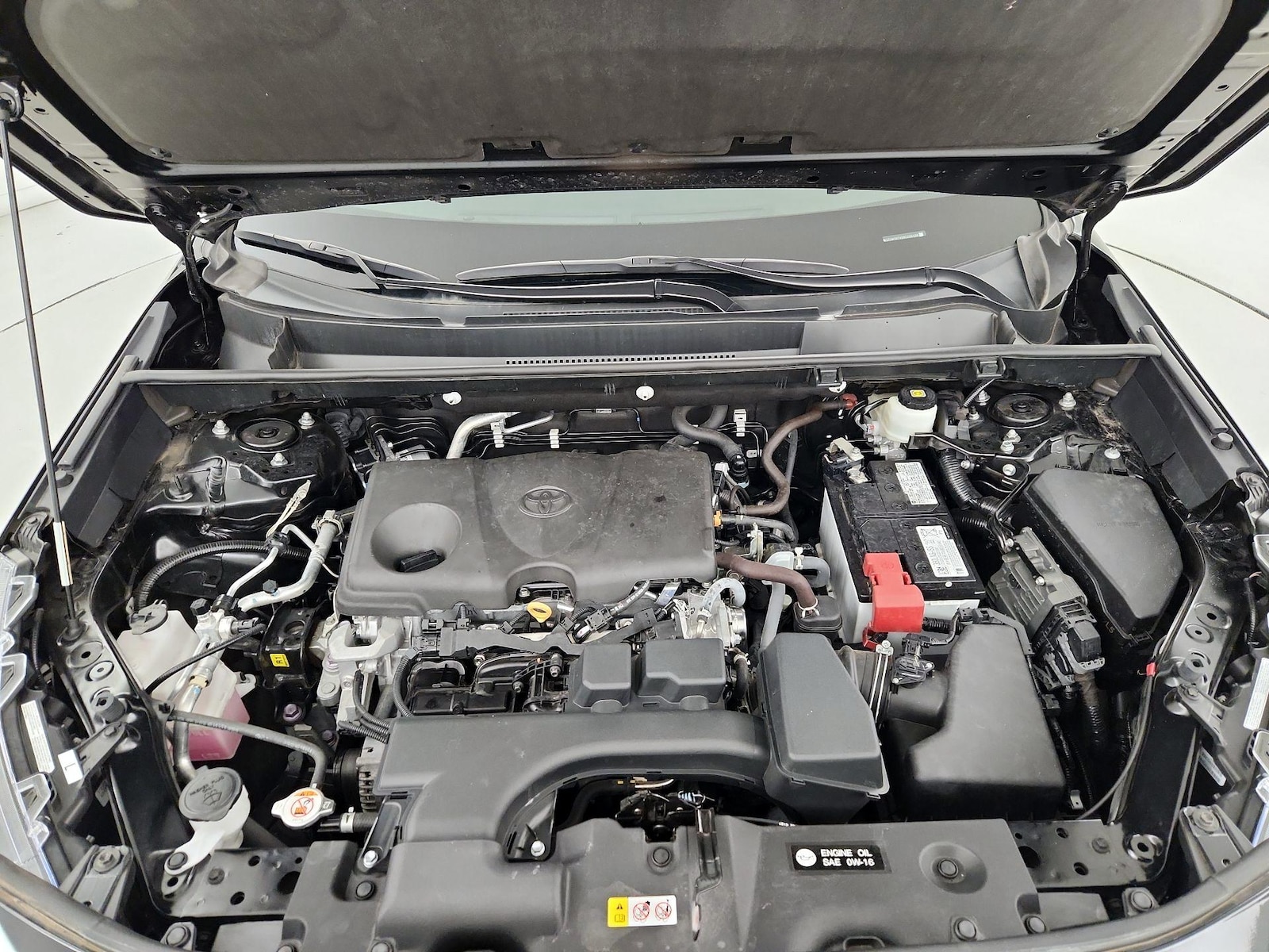 2022 Toyota RAV4 XLE - Photo 23