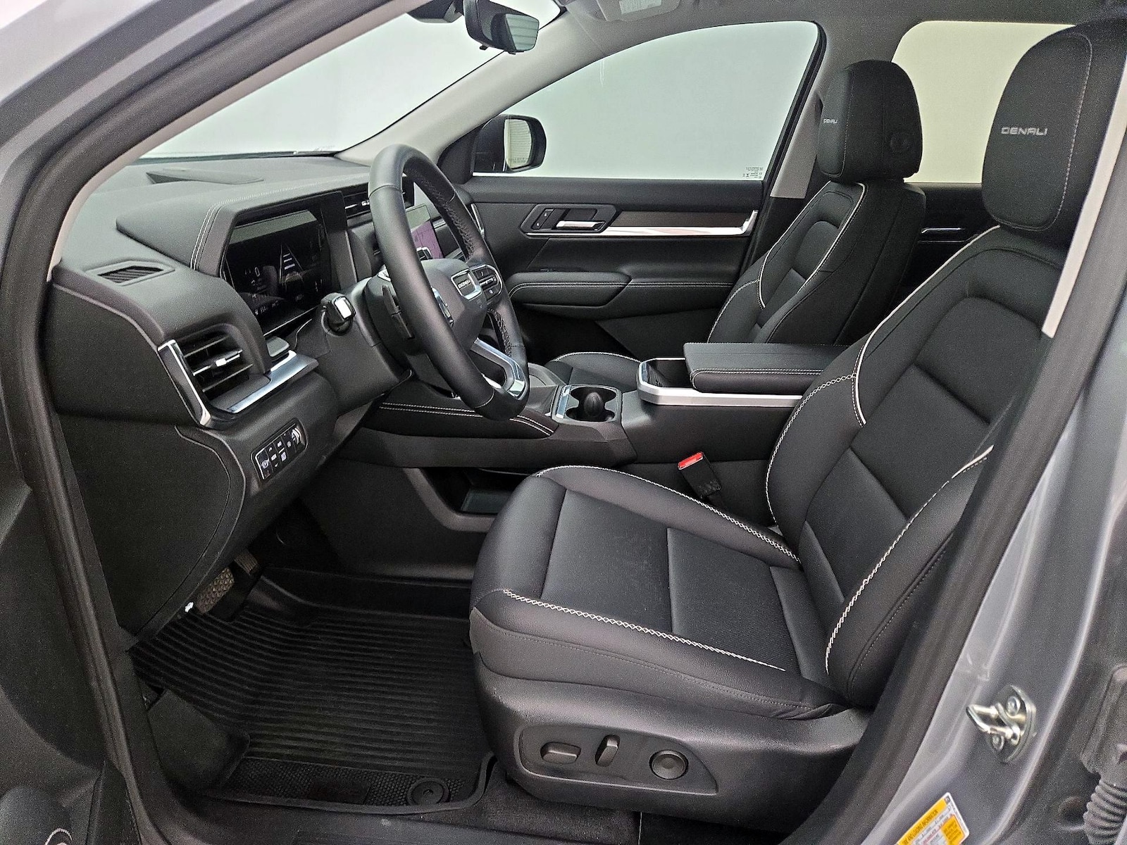 2026 GMC Terrain Denali - Photo 12