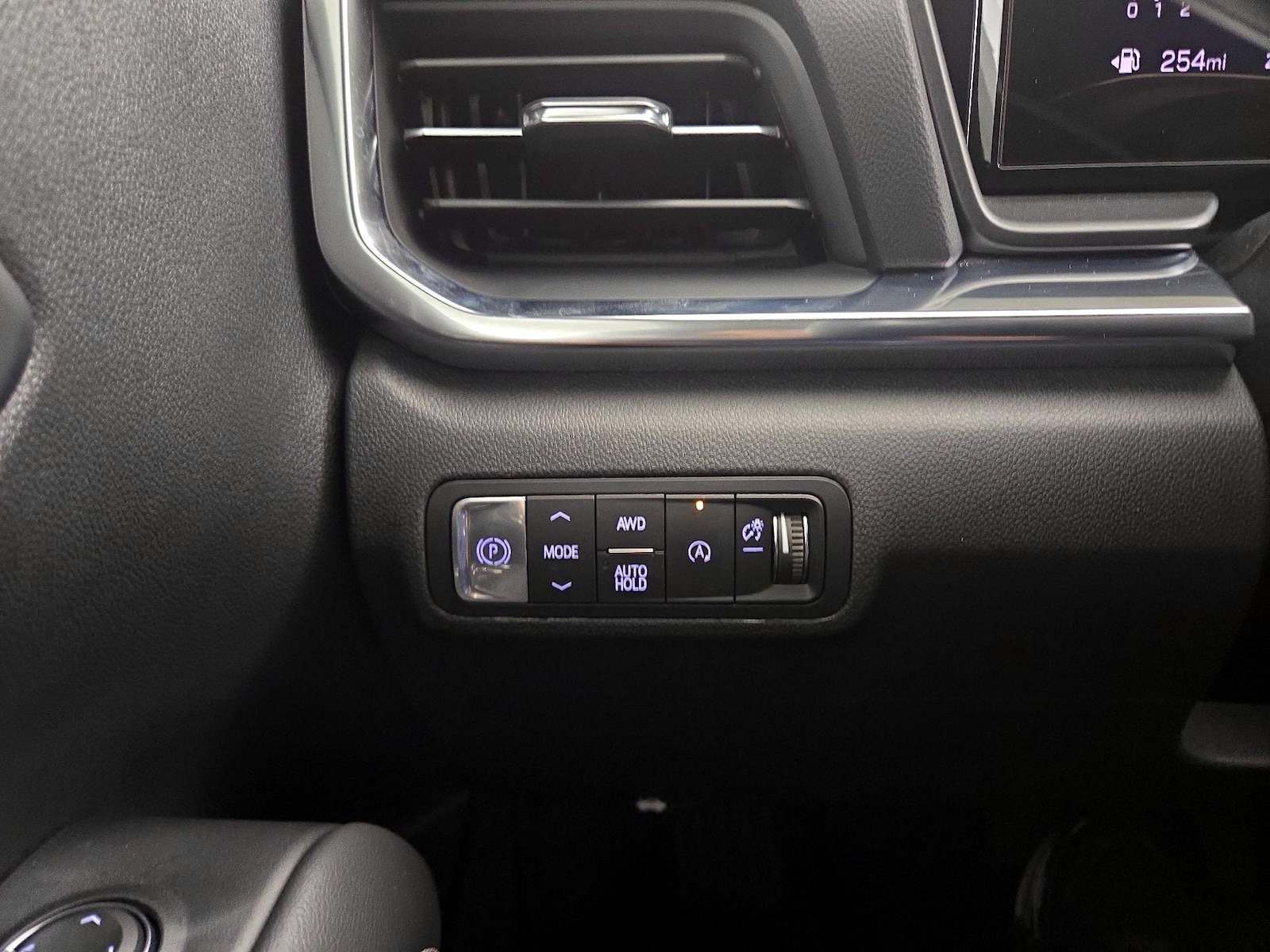 2026 GMC Terrain Denali - Photo 14