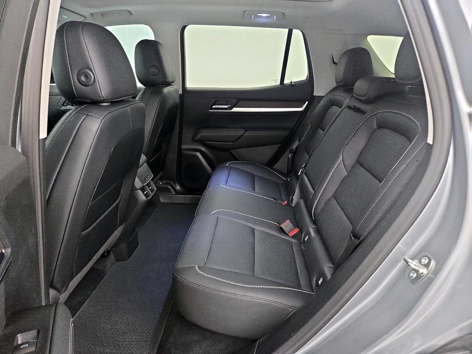 2026 GMC Terrain Denali - Photo 22