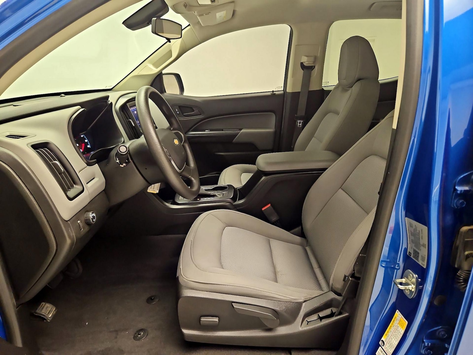 Power Seat(s) & Side Airbags