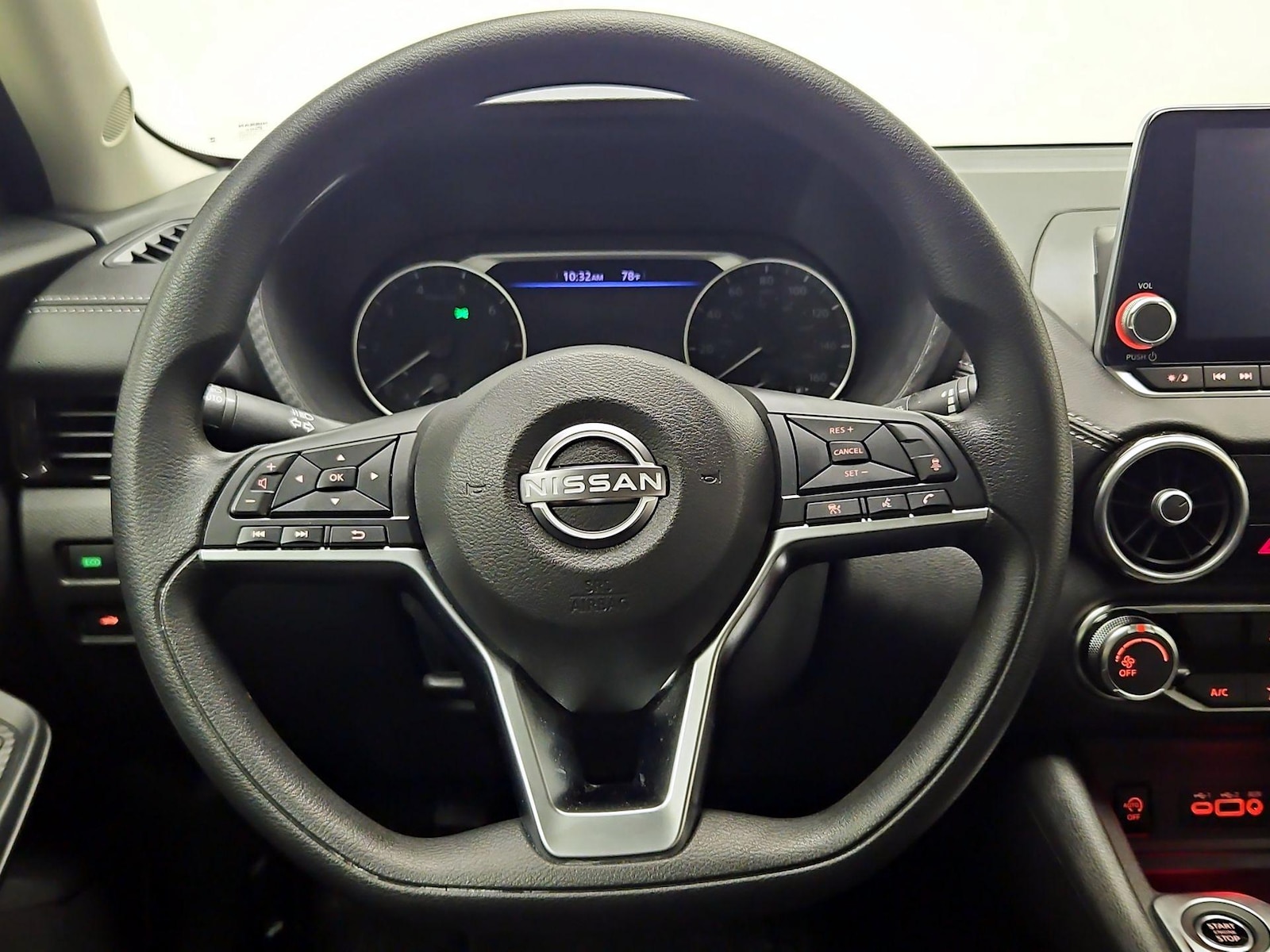 2025 Nissan Sentra SV - Photo 11